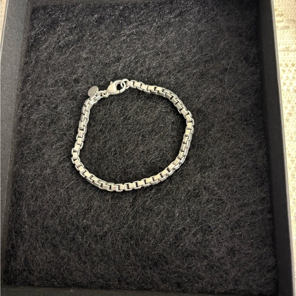 Tiffany & Co Sterling Silver Venetian Box Link Bracelet - Picture 3 of 10